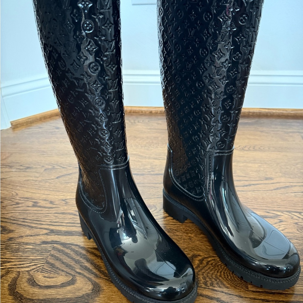 Louis Vuitton Glossy Black Rain Boots Tall Splash Boots